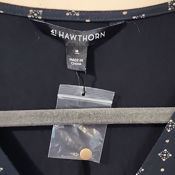 Beautiful 41 Hawthorn top medium NWT - Picture 3 of 3